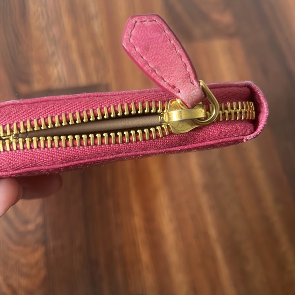 BARBIE PINK PRADA Long Wallet - Picture 4 of 4